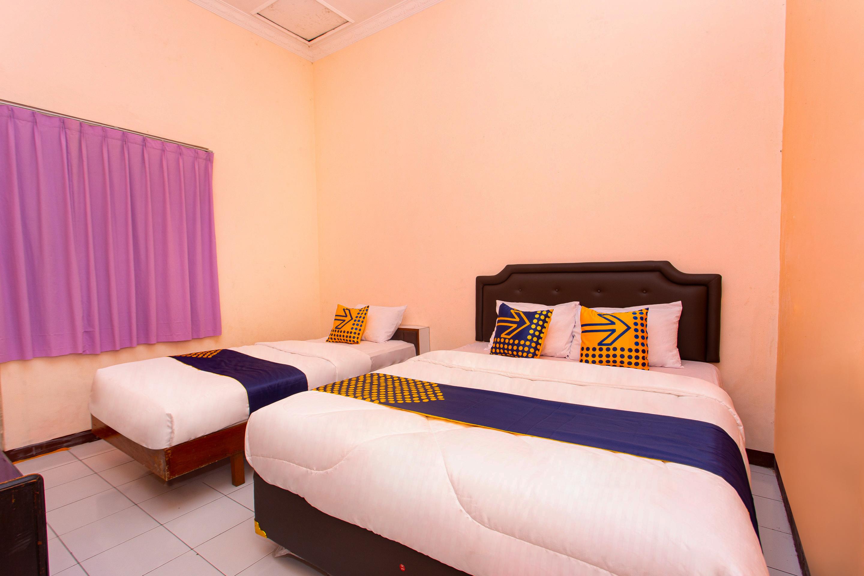 Spot On 2697 Homy House Hotel Semarang Exterior foto